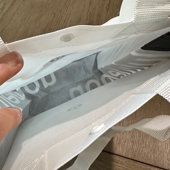 NWT! Lululemon Reusable Tote Bag - Picture 4 of 5